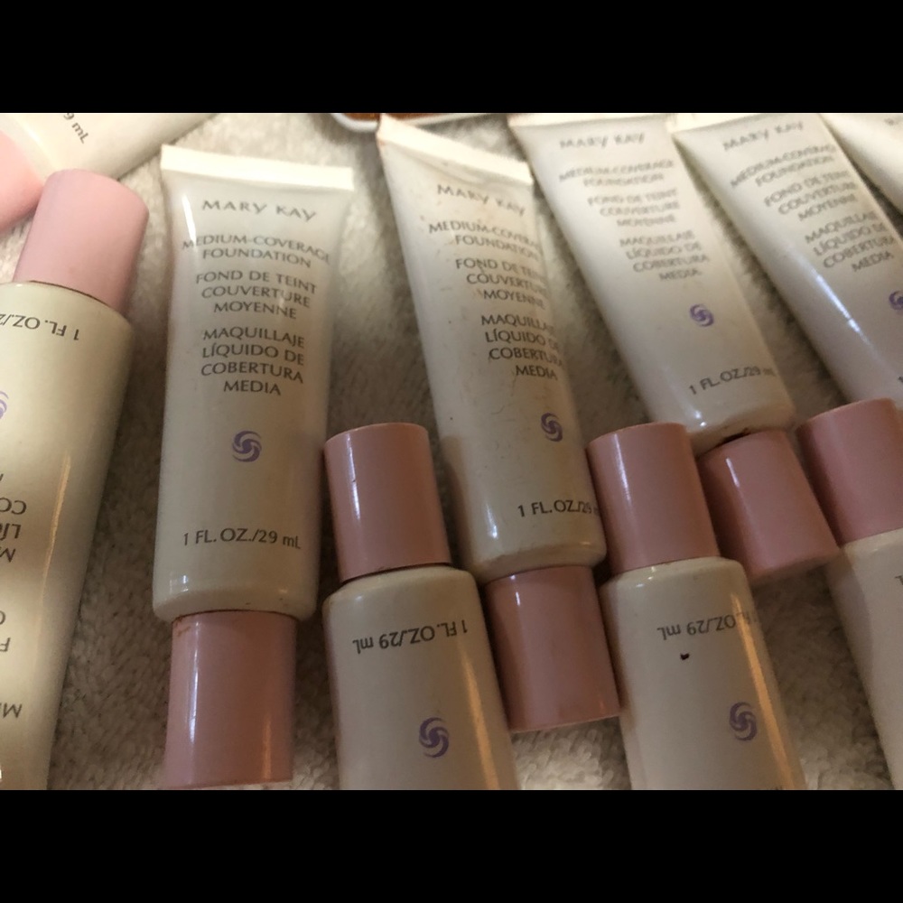 Mary Kay Foundation tubes Bundle new/few used 2x